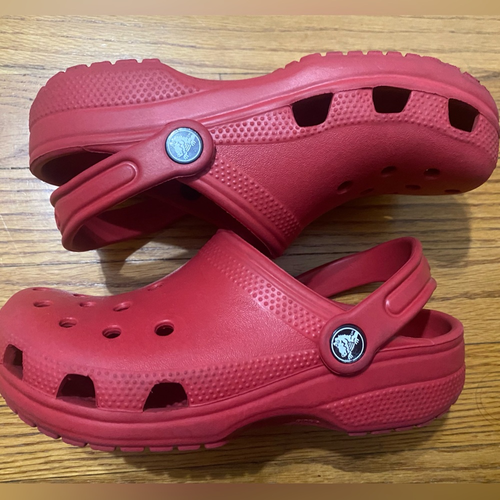 CROCS Kids Clogs - Varsity Red
